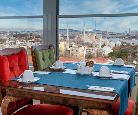 Sultanhan Hotel Special Class - Image 38