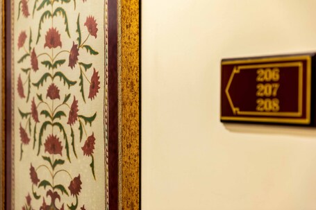 Sultanhan Hotel Special Class - Image 118
