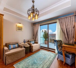 Presidential Suite, Terrace, Sea View | Egyptian cotton sheets, premium bedding, down comforters