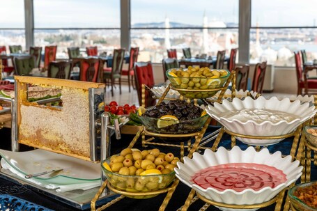 Sultanhan Hotel Special Class - Image 69