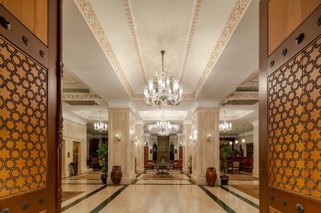 Sultanhan Hotel Special Class - Image 42