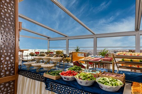 Sultanhan Hotel Special Class - Image 61