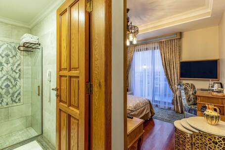 Sultanhan Hotel Special Class - Image 86