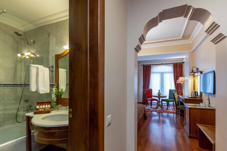 Sultanhan Hotel Special Class - Image 88