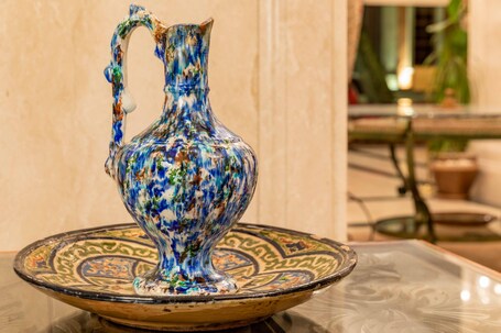 Sultanhan Hotel Special Class - Image 79