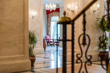 Sultanhan Hotel Special Class - Image 40
