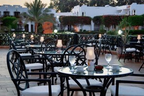 2 restaurants, breakfast, lunch, dinner served; international cuisine  - Verginia Sharm Resort & Aqua Park (Sharm El Sheikh)