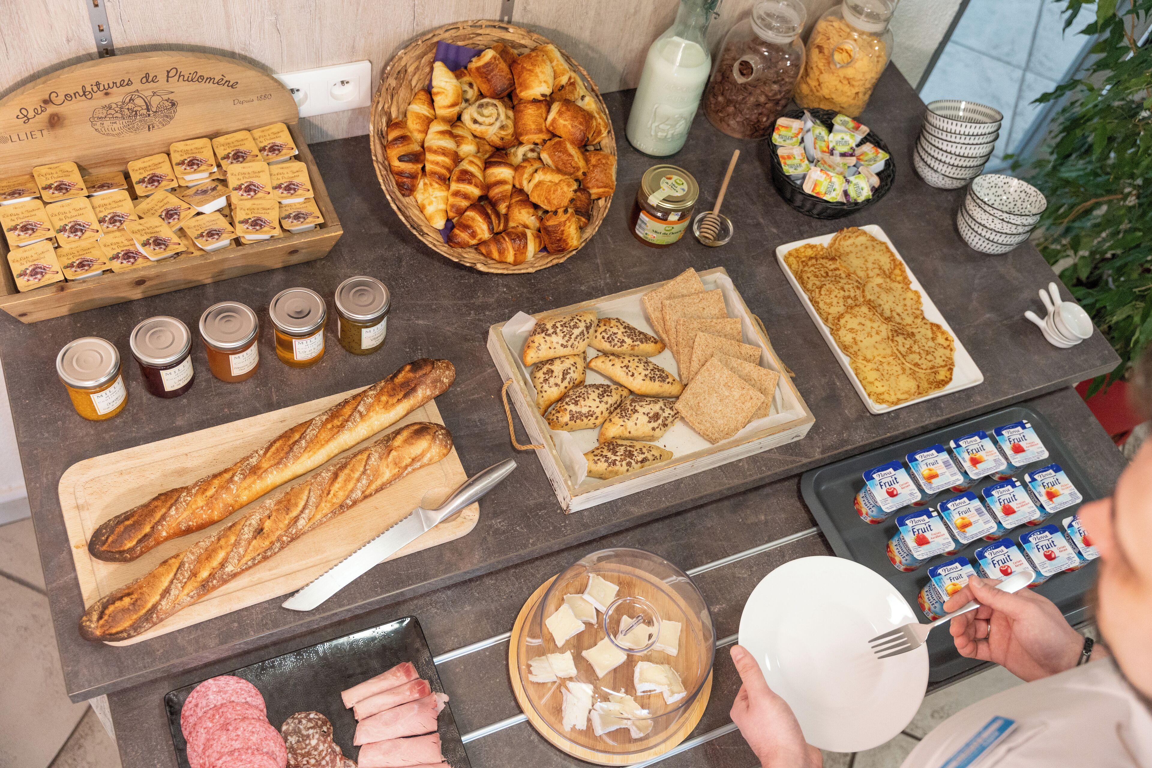 Foto - Brit Hotel Essentiel Tours Nord