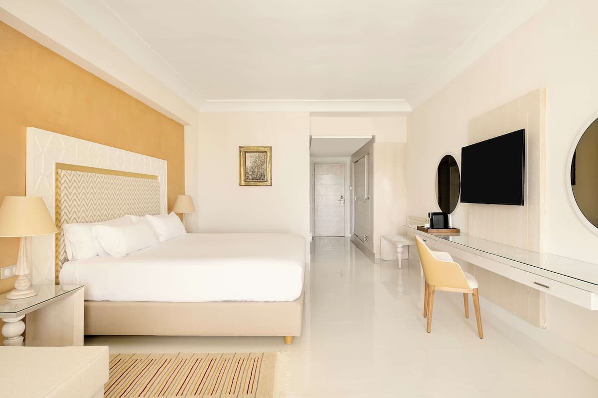 1 chambre, minibar, coffres-forts dans les chambres
