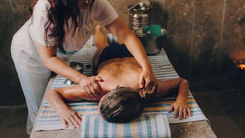 Sauna, mandi tangas / hammam, rawatan badan, hidroterapi, balut badan