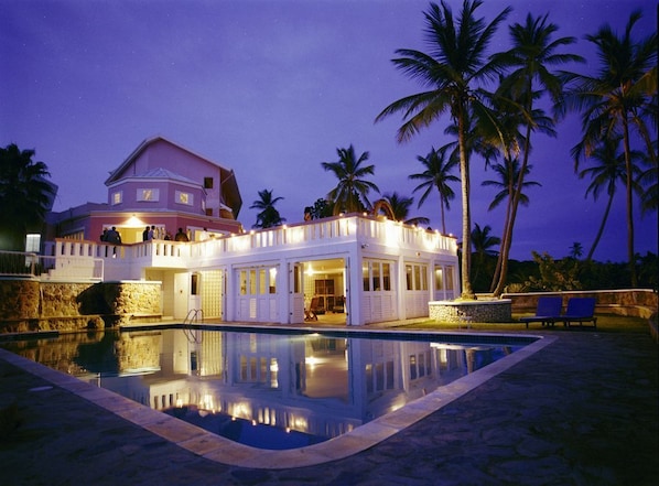 Front of property – evening/night