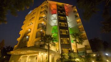 Front of property - evening/night