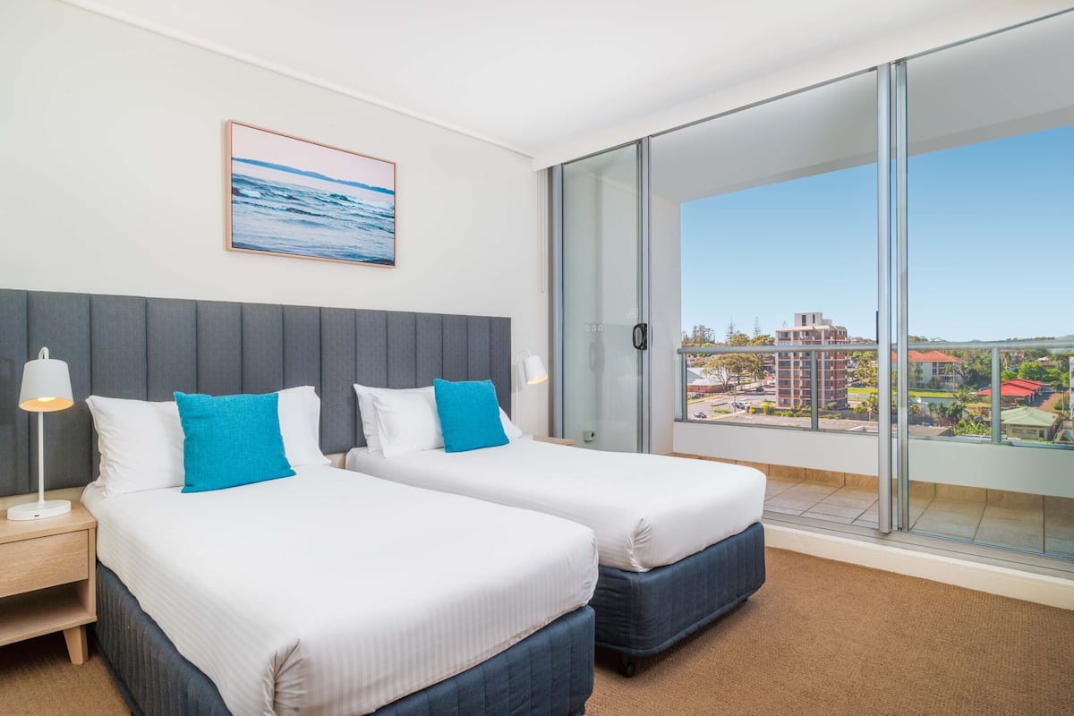 1 bedroom, iron/ironing board, cots/infant beds, free WiFi