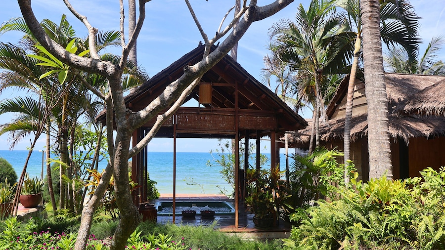 Victoria Phan Thiet Beach Resort & Spa