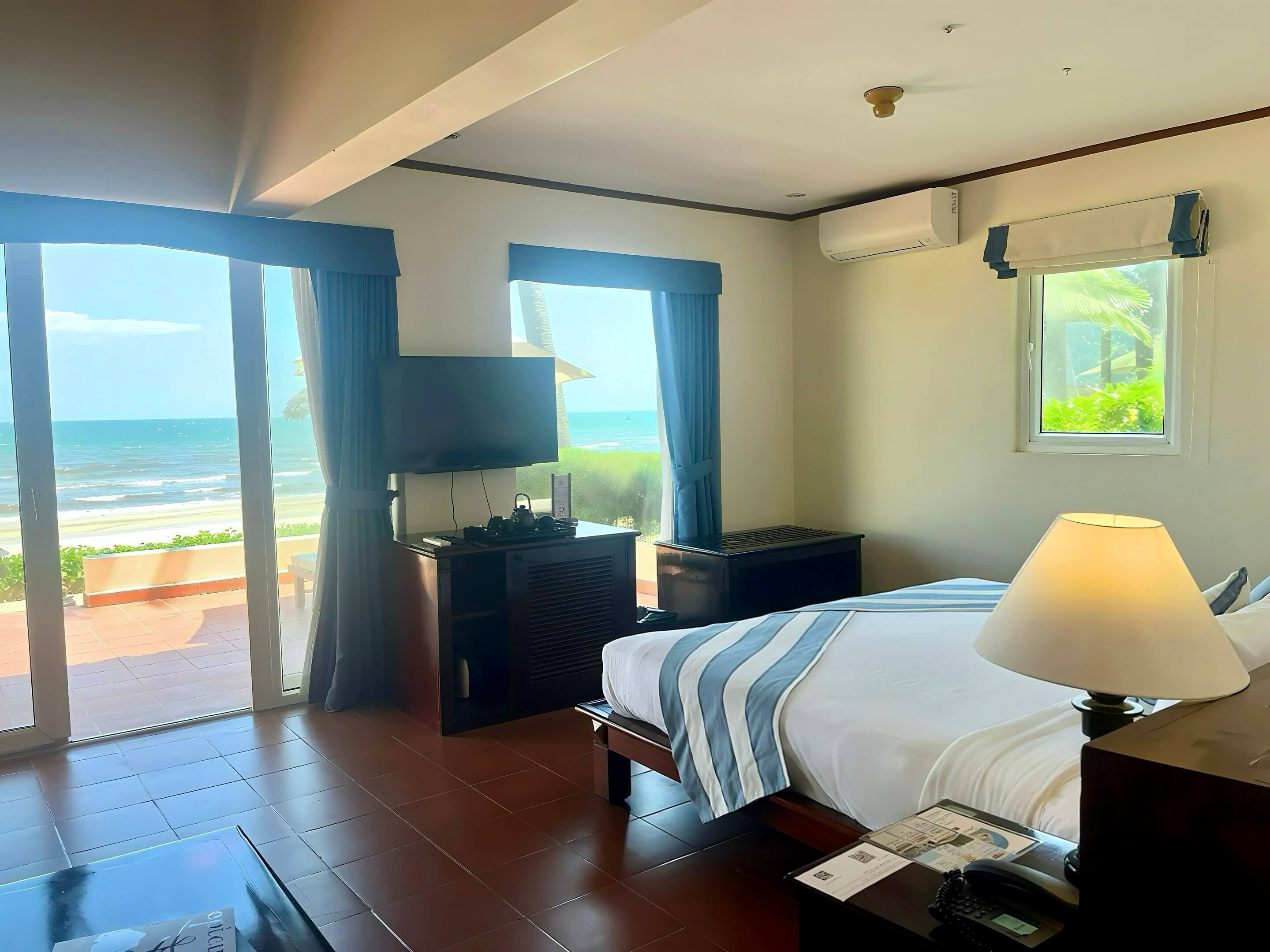 Bangalô, de frente para a praia | Roupas de cama premium