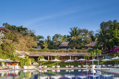2 outdoor pools, pool umbrellas, pool loungers