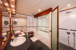 Suite, River View | Bathroom - Victoria Can Tho Resort (Can Tho)