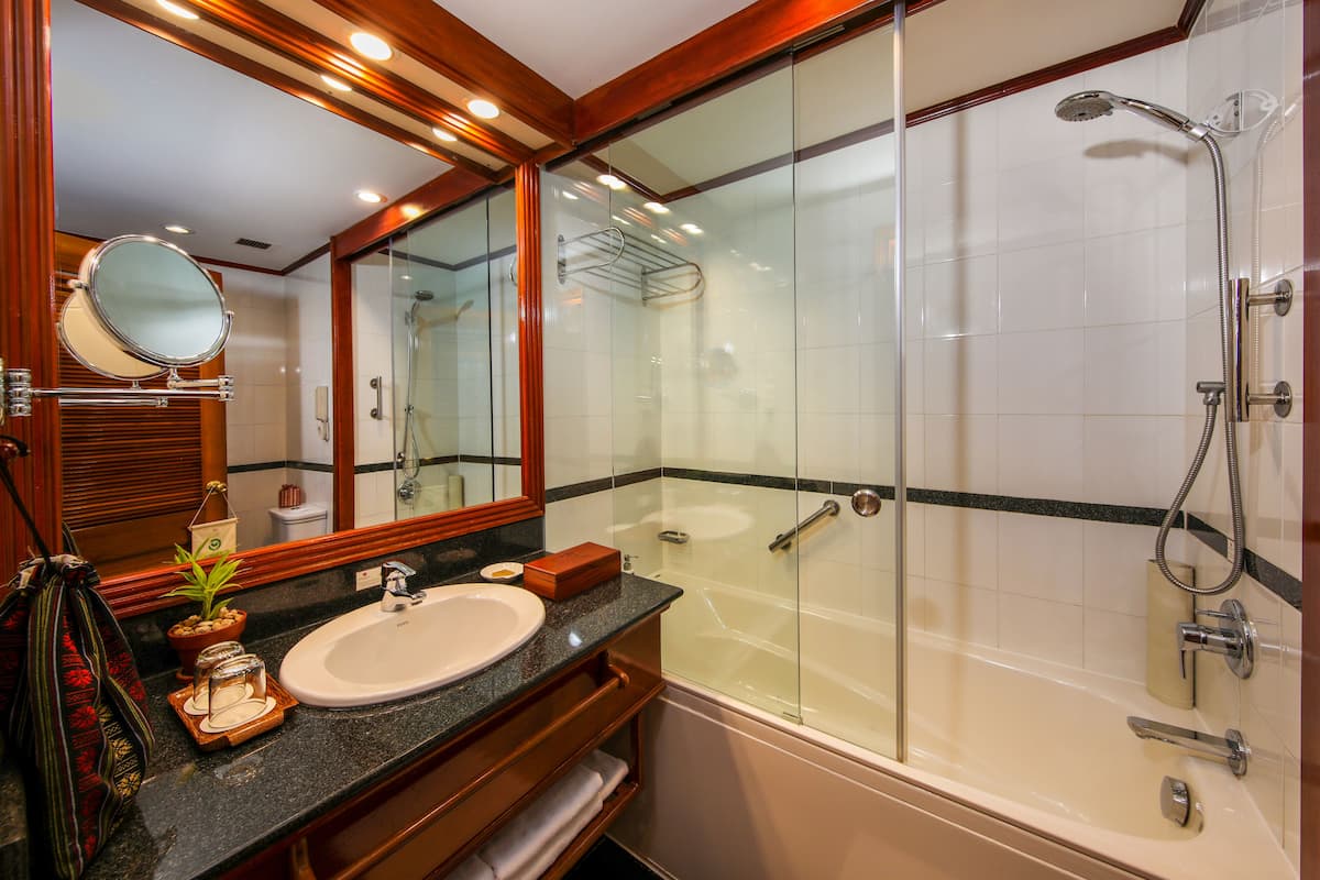 free toiletries, hair dryer, bathrobes, slippers