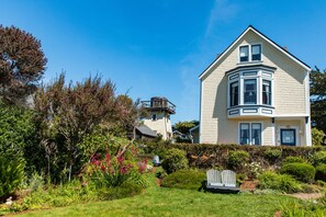 Exterior - Headlands Inn Bed & Breakfast (Mendocino)