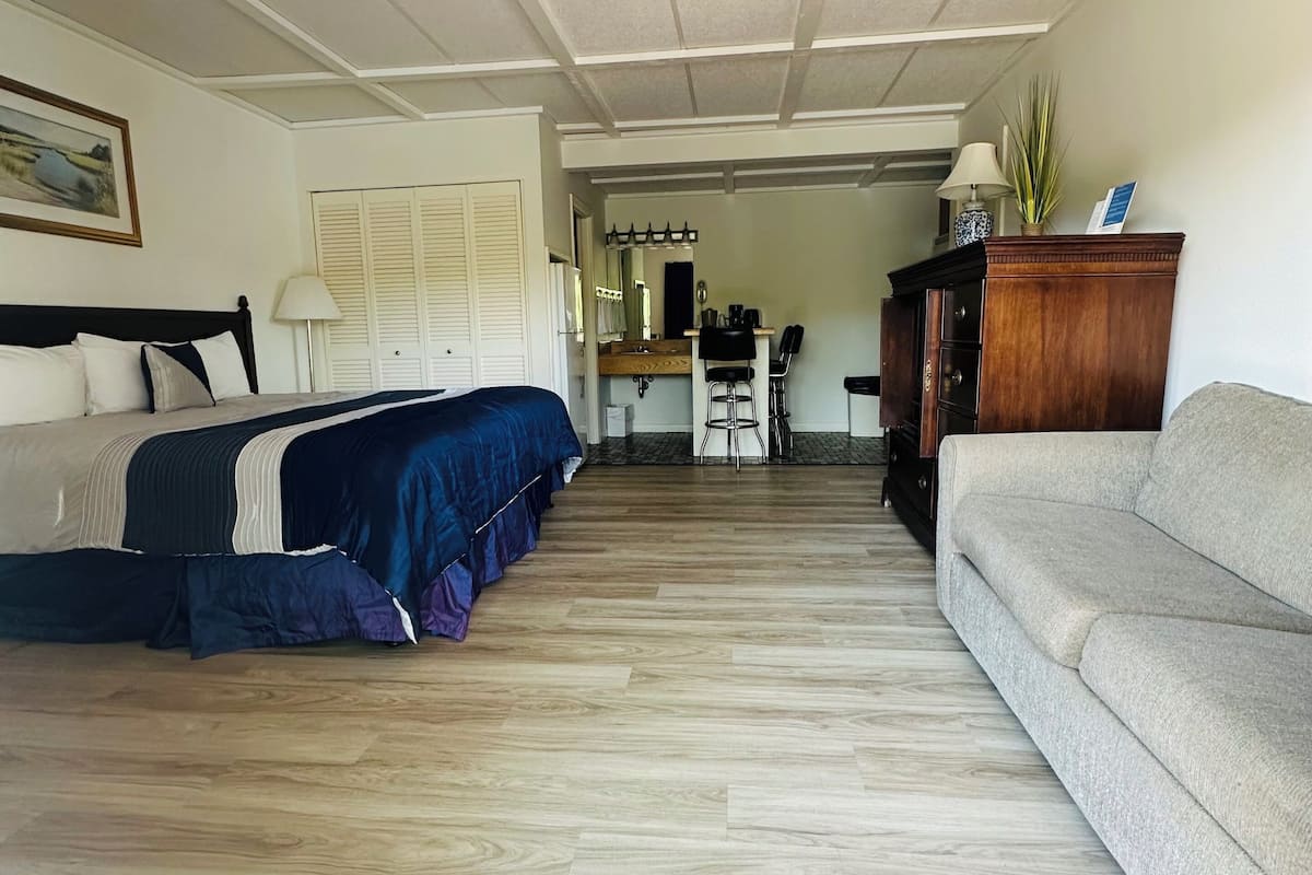 Standaard kamer, kitchenette, langs het strand | Individueel gedecoreerd, individueel gemeubileerd