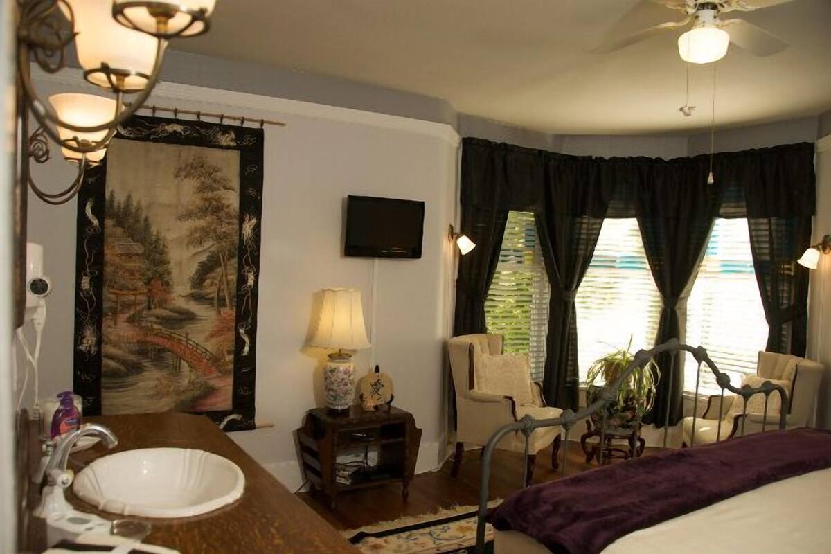 Premium-Zimmer, Balkon, Gartenblick (Sheryl Room)