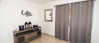  FairBridge Inn - Moscow