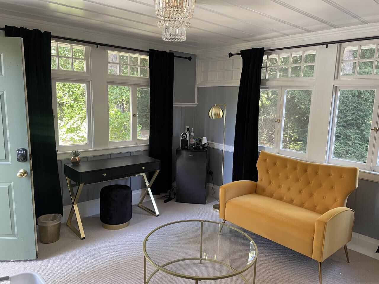 Family Studio, Garden View | Premium bedding, iron/ironing board, free WiFi, bed sheets