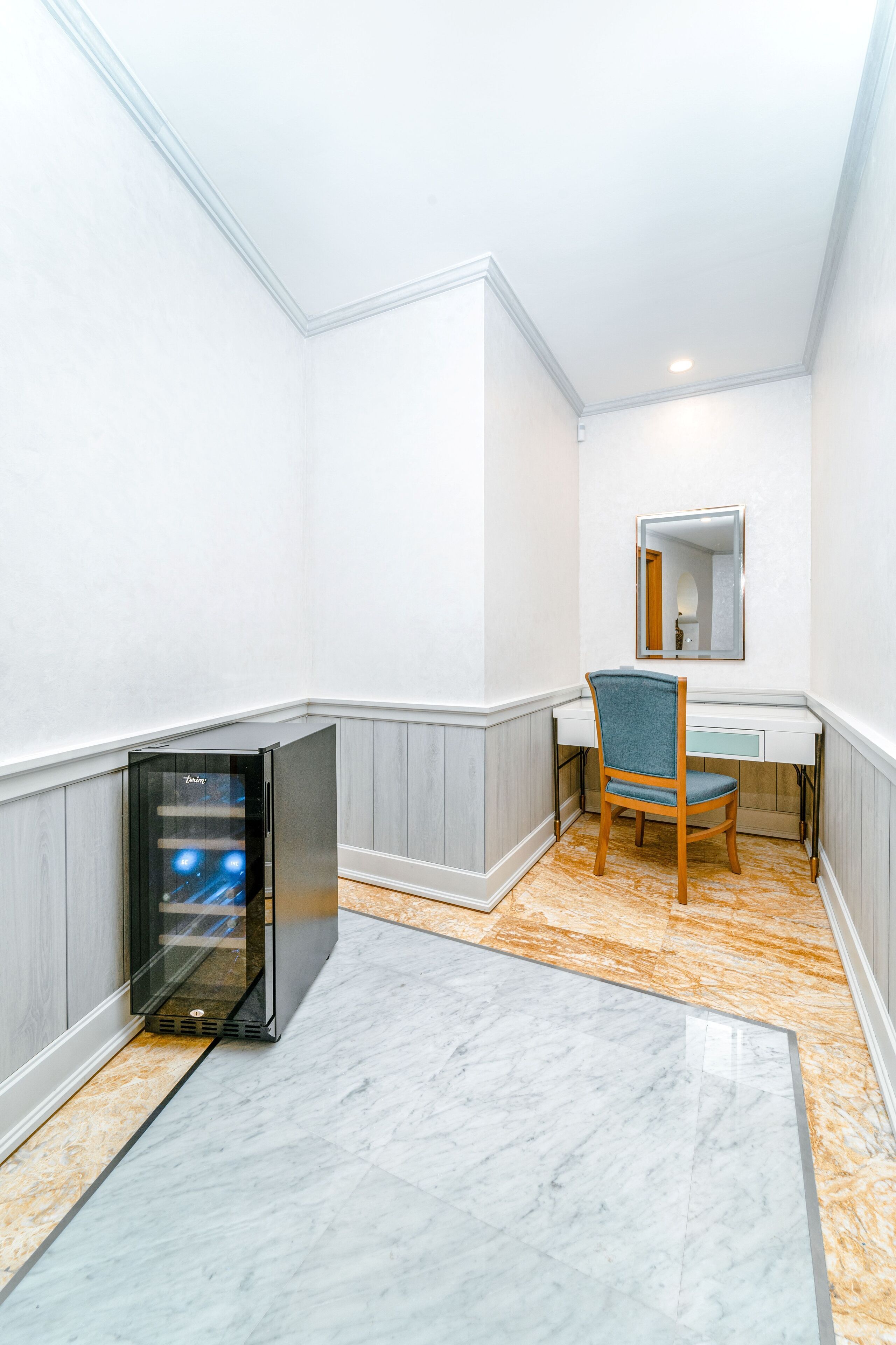 grand villa | living area | led tv, dvd player