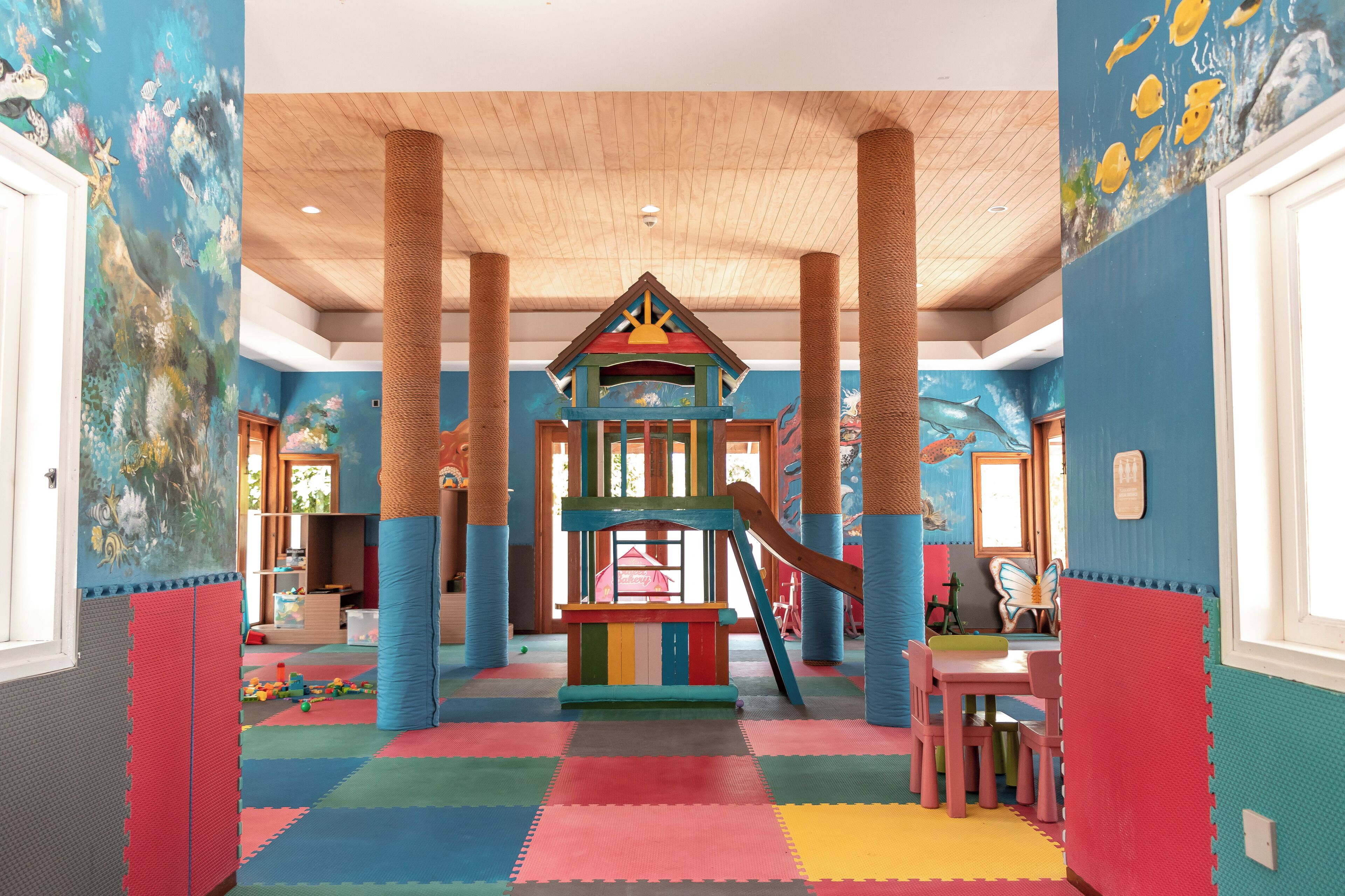 children’s play area – indoor