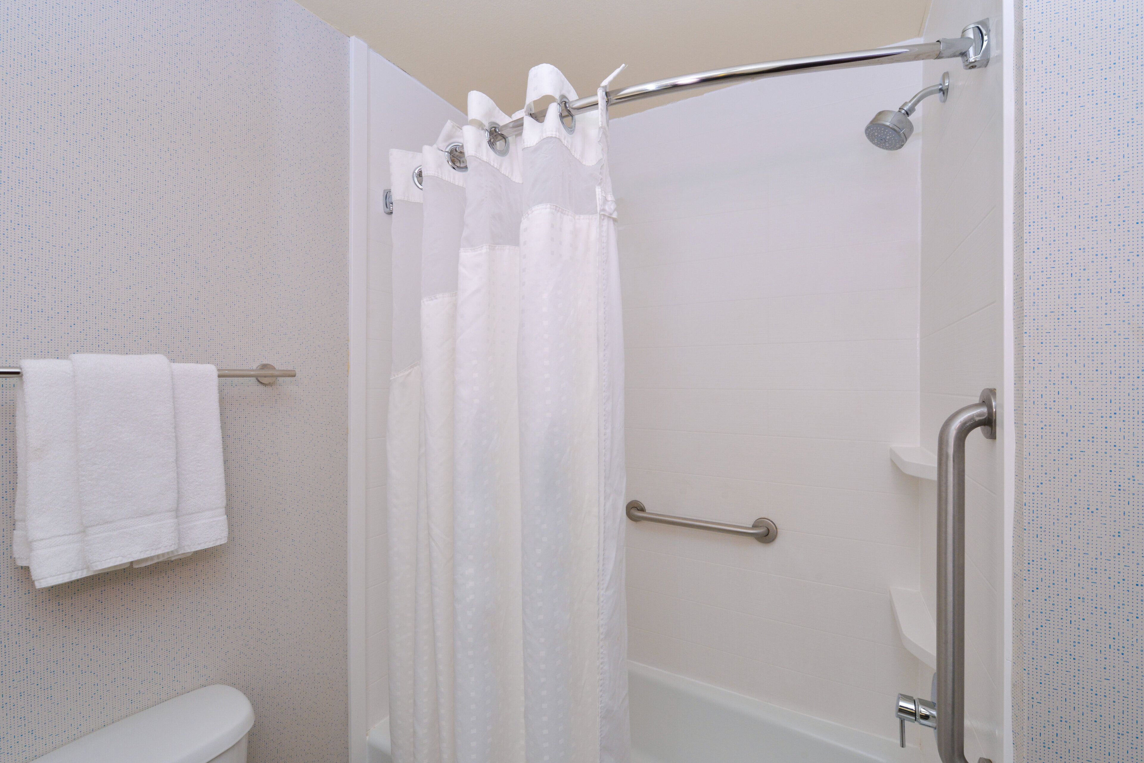 standard room, 2 queen beds | bathroom | free toiletries, hair dryer, towels