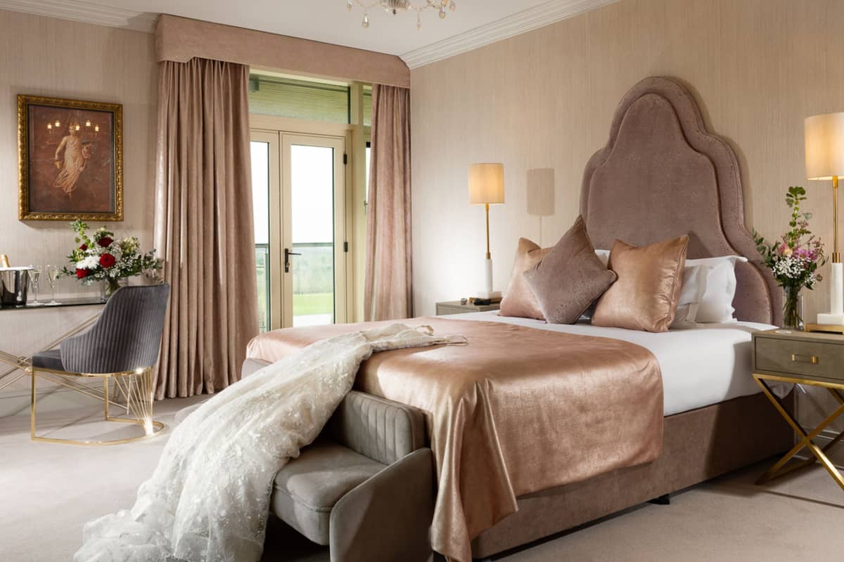 honeymoon studio suite | 1 bedroom, premium bedding, down duvets, pillow-top beds