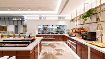 Daily buffet breakfast (TRY 990 per person)