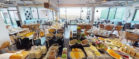 Daily buffet breakfast for a fee