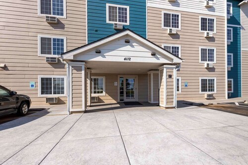 Extended Stay America Select Suites - Oklahoma City - Southeast