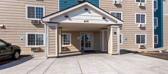 Extended Stay America Select Suites - Oklahoma City - Southeast