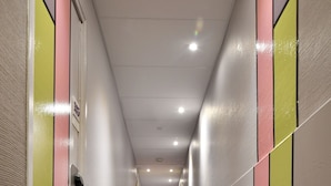 Interior detail - East Side Hotel Paris Gare de l’Est, a member of Radisson Individuals (Paris)