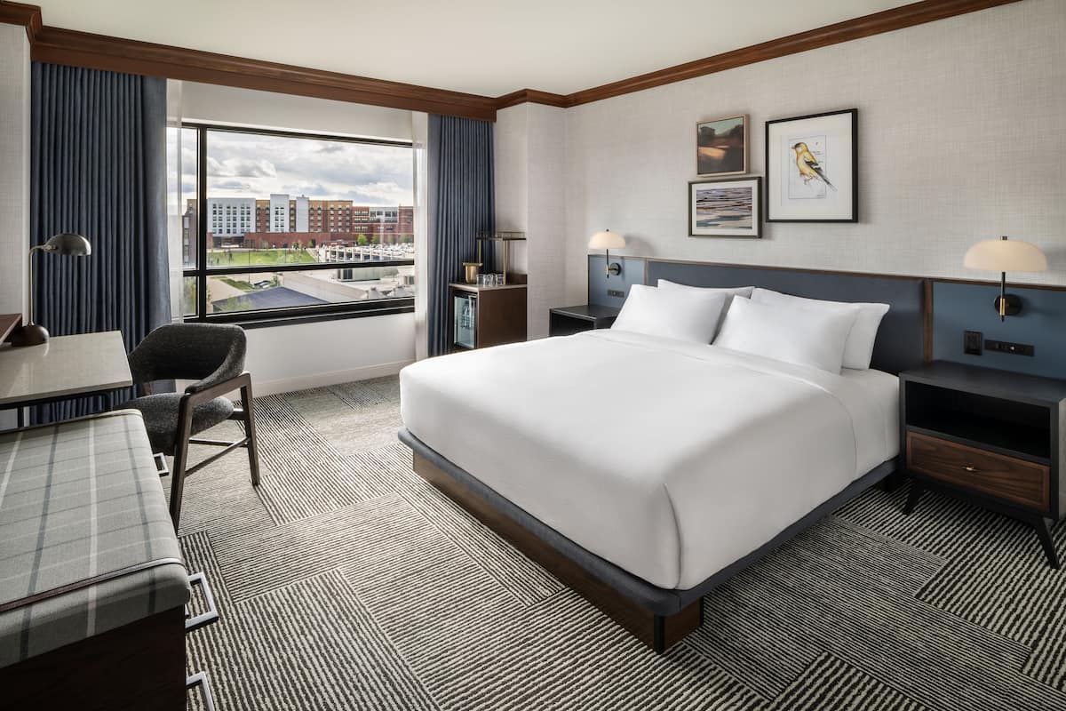 Premium bedding, pillowtop beds, in-room safe, desk
