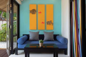 1 camera, minibar, una cassaforte in camera, una scrivania