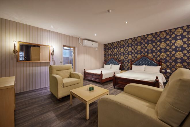 Desk, free WiFi, bed sheets