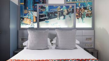 Habitación clásica doble | Caja fuerte, escritorio, espacio para trabajar con un portátil