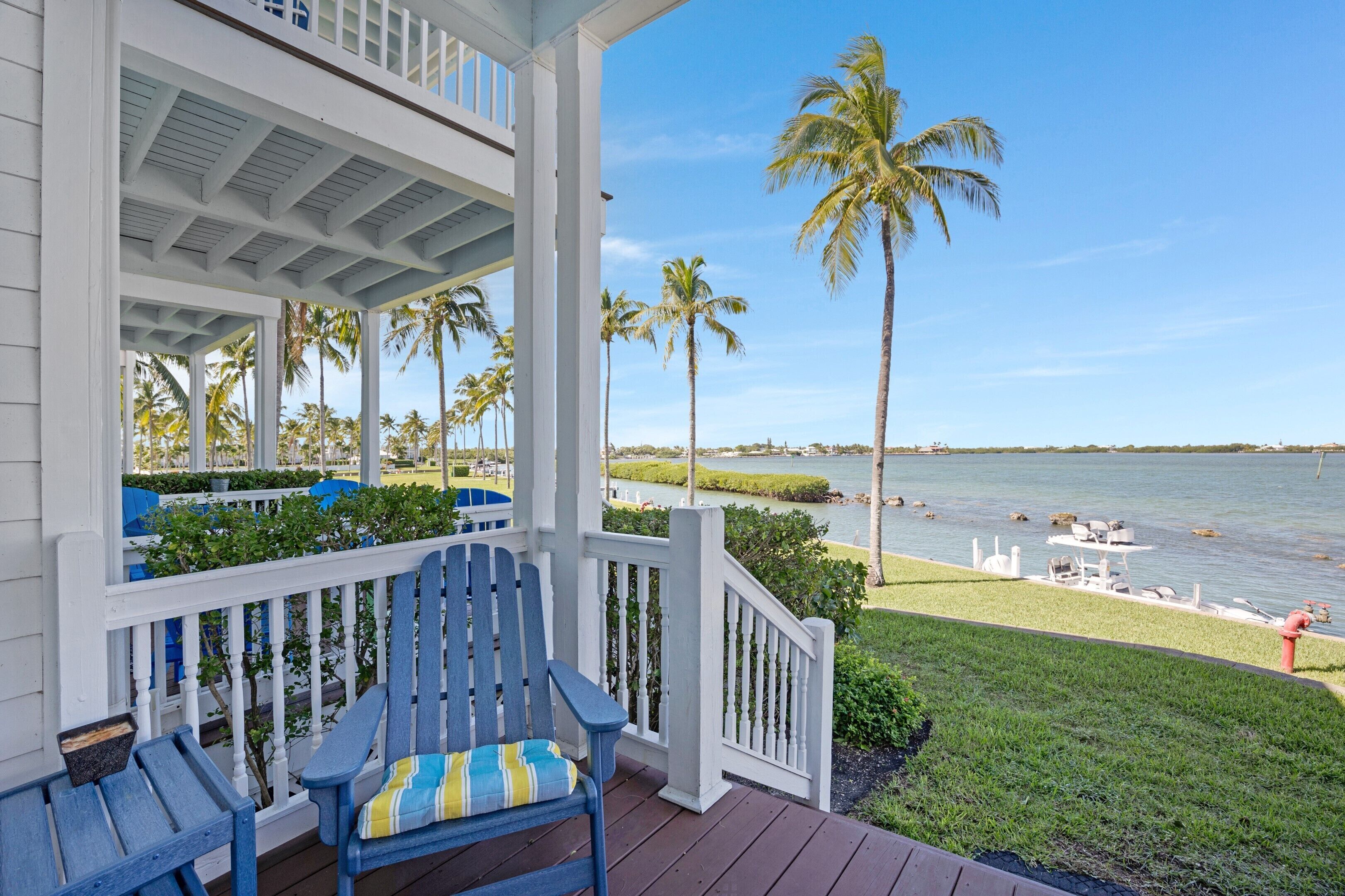 Premium Townhome | Balcony