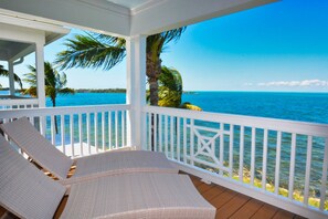 Premium Townhome | Balcony view