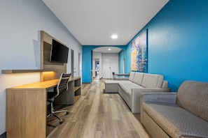 Suite, varias camas, para no fumadores | Escritorio, cortinas blackout y tabla de planchar con plancha