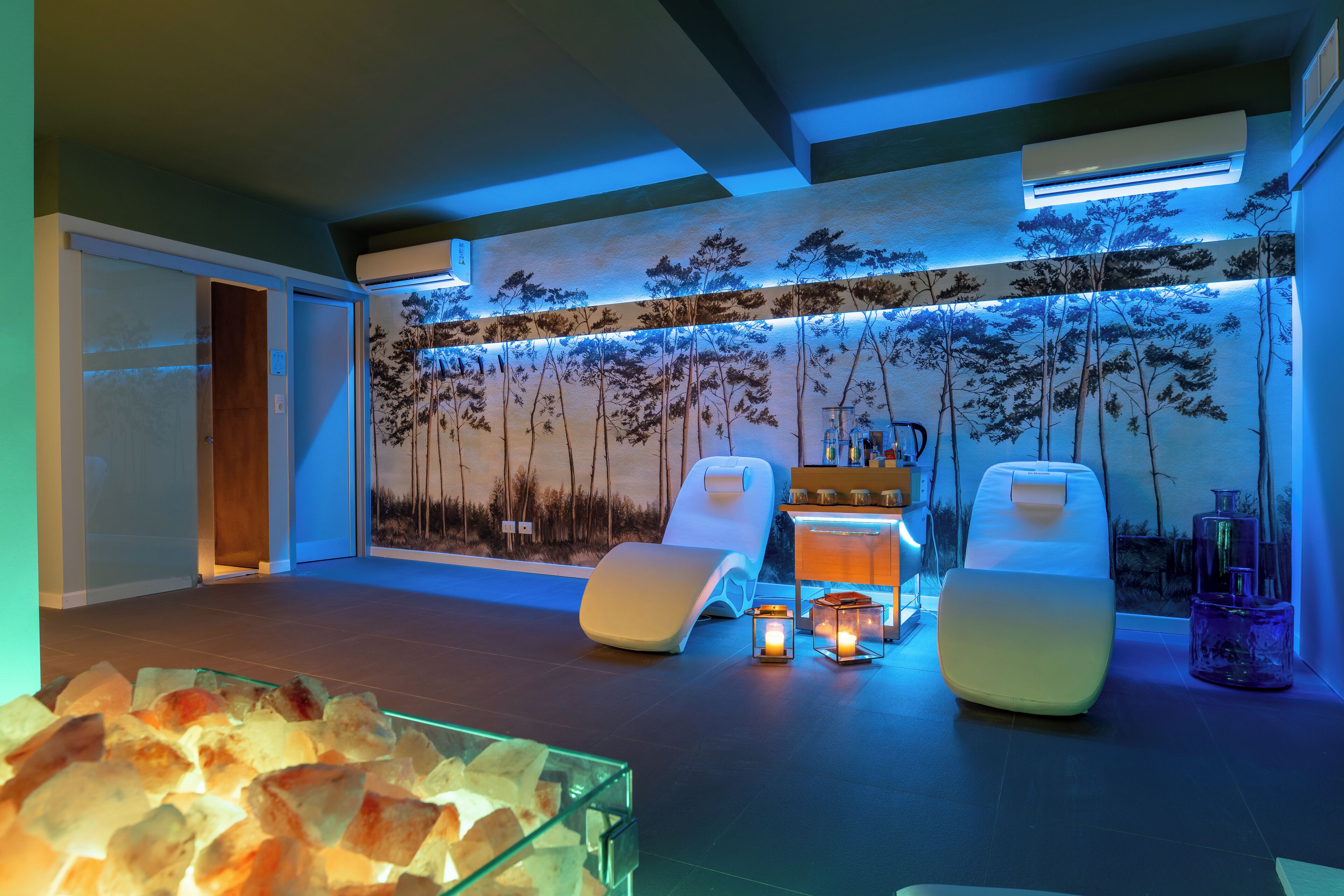 Salas de tratamiento para parejas, un sauna, baño turco, hidroterapia