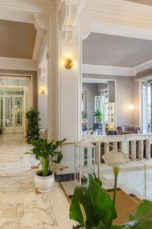 Reception - Hotel Residence Esplanade (Viareggio)