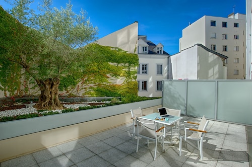 Le Rex Hotel