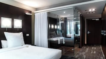 Minibar, coffres-forts dans les chambres, chambres insonorisées