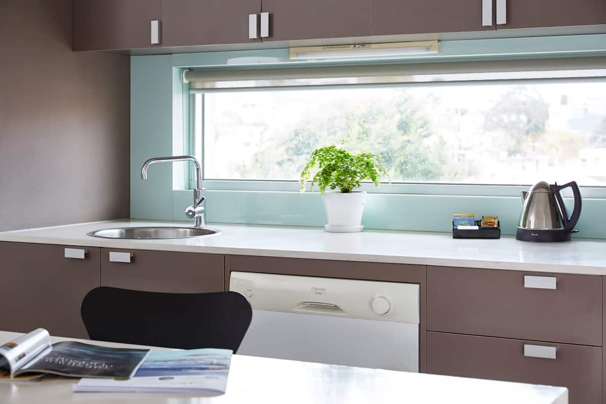 one bedroom apartment | private kitchen | fridge, microwave, electric kettle