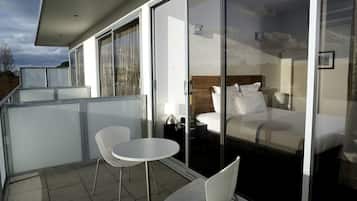 Deluxe King Room with Balcony | Balcony view