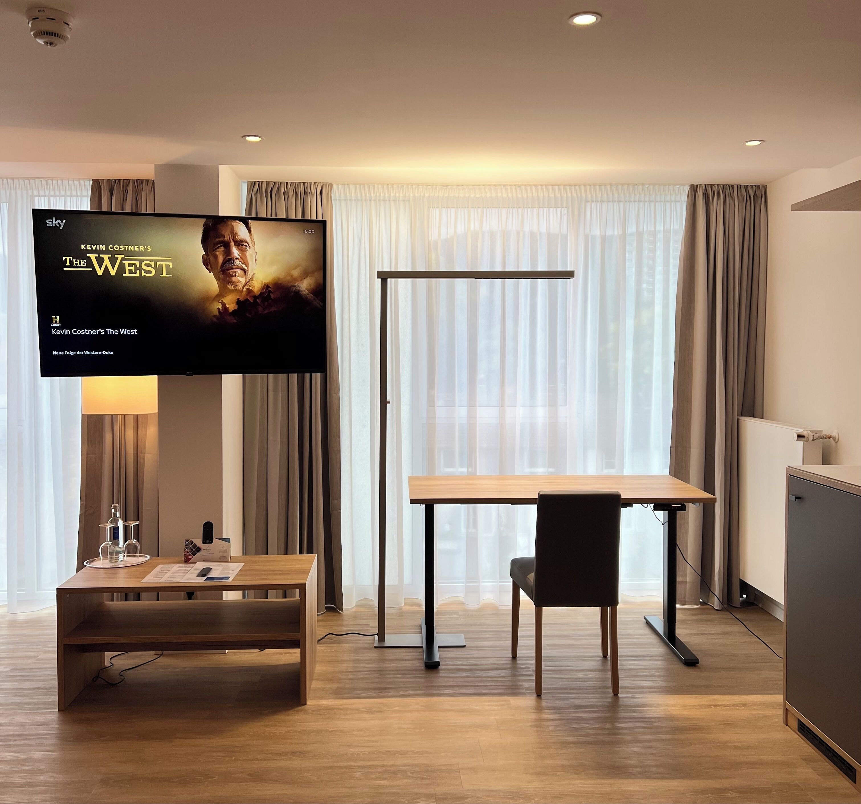 スーペリア スタジオスイート | バスルーム | ヘアドライヤー、バスローブ、石鹸、シャンプー